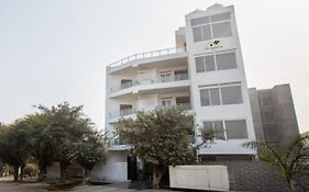 Hotel Divine India Noida Sector 135